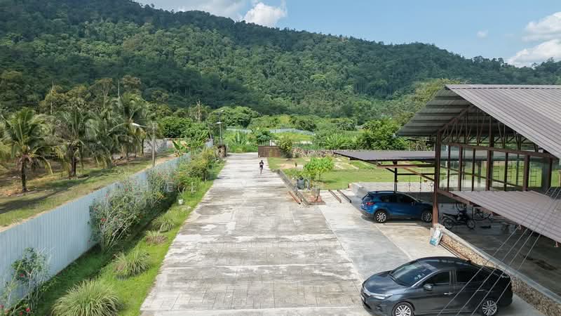 Hotel / Resort untuk Dijual di Broga (Lenggeng) - Cheery Cheong - Exterior - PropertyGuru.com.my