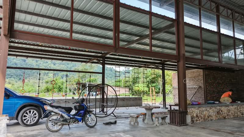 Hotel / Resort untuk Dijual di Broga (Lenggeng) - Cheery Cheong - Exterior - PropertyGuru.com.my