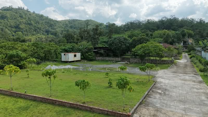 Hotel / Resort untuk Dijual di Broga (Lenggeng) - Cheery Cheong - Exterior - PropertyGuru.com.my