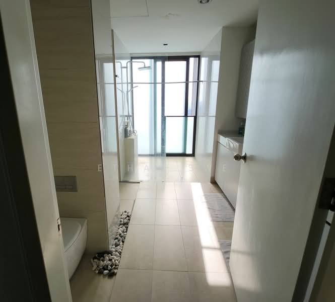 Service Residence for Sale at Lumi Tropicana Serviced Residence - Ethan Swe - Bathroom - PropertyGuru.com.my