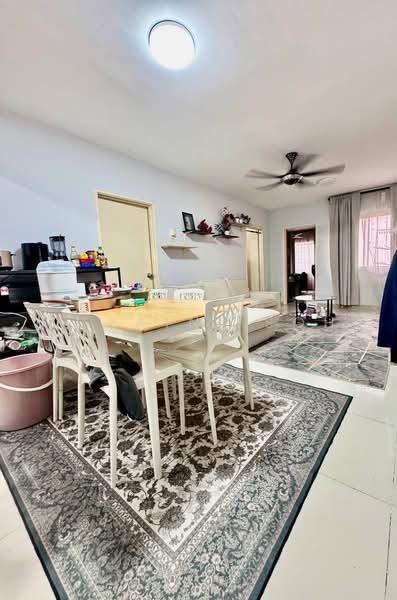 Apartment for Sale at Pangsapuri Subang Suria - Zuraini Soh - Living Room - PropertyGuru.com.my