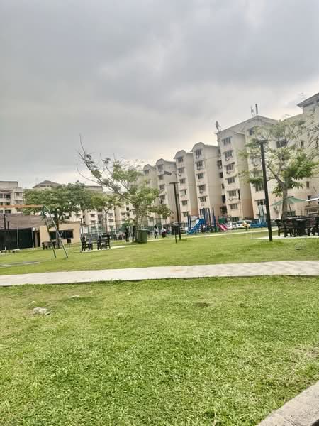 Apartment for Sale at Pangsapuri Subang Suria - Zuraini Soh - Exterior - PropertyGuru.com.my