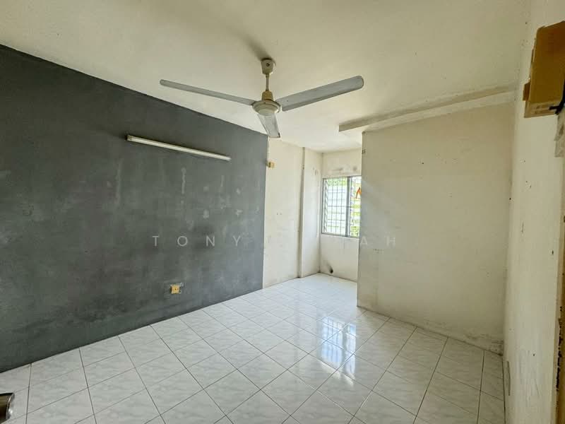 Apartment for Sale at Sri Ivori Apartment - Tony Cheah - Interior - PropertyGuru.com.my