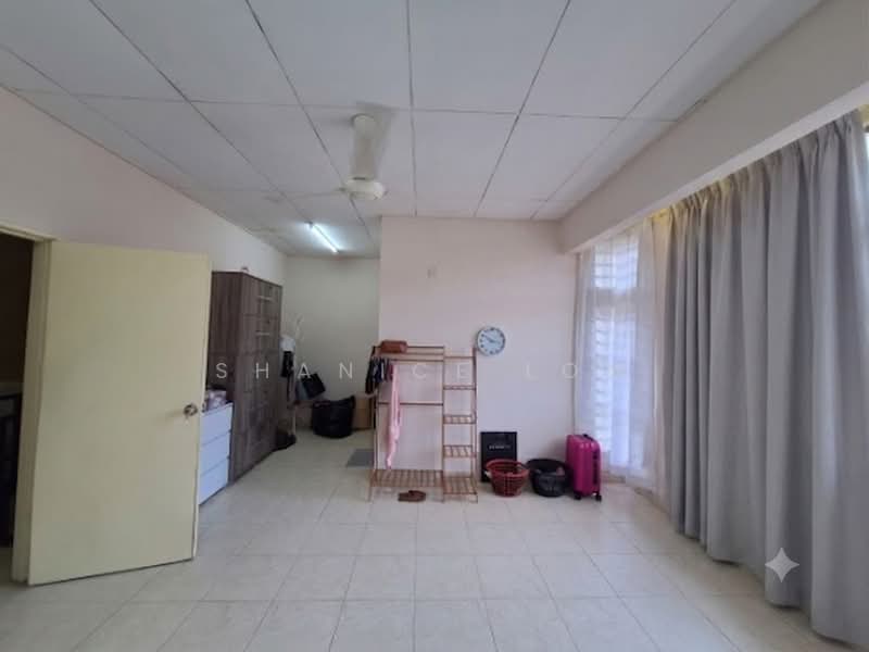 Rumah Teres 2 Tingkat untuk Disewa di Taman Putra Prima (Puchong) - Shanice Low - Living Room - PropertyGuru.com.my