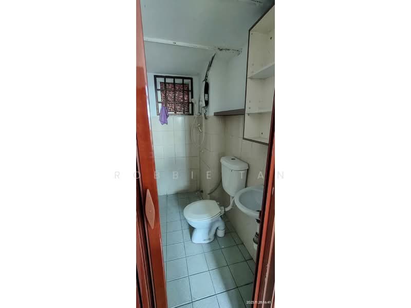 Apartment for Rent at Sri Selera Court Apartment - Robbie Tan - Bathroom - PropertyGuru.com.my