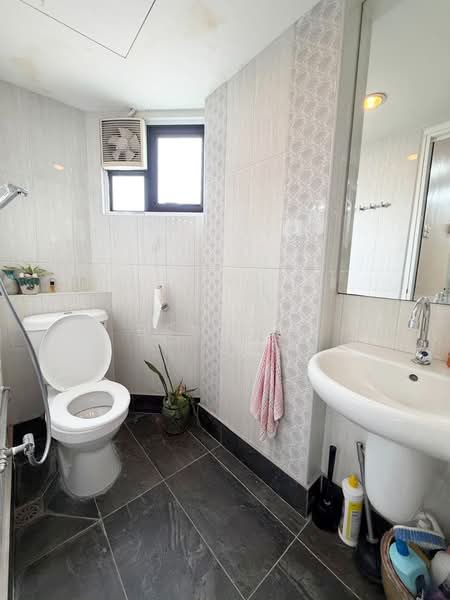 Shop / Office for Rent in Pulau Tikus (Penang) - Ben Lee - Bathroom - PropertyGuru.com.my