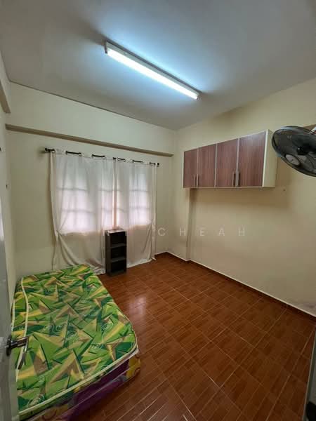 Kondominium untuk Dijual di Vista Condominium - Tony Cheah - Bedroom - PropertyGuru.com.my
