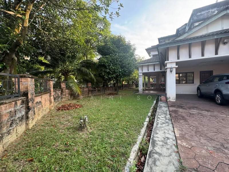 2-storey Terraced House for Sale in Bukit Jelutong (Shah Alam) - Zuraini Soh - Exterior - PropertyGuru.com.my