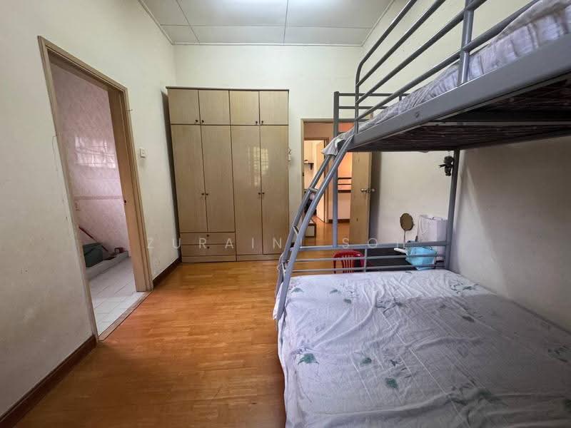 2-storey Terraced House for Sale in Bukit Jelutong (Shah Alam) - Zuraini Soh - Bedroom - PropertyGuru.com.my