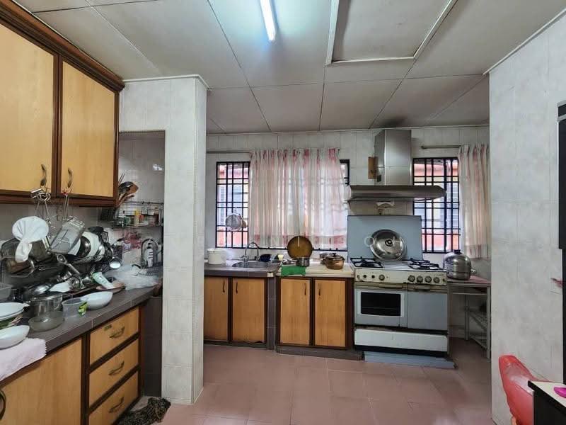 2-storey Terraced House for Sale in Bukit Jelutong (Shah Alam) - Zuraini Soh - Kitchen - PropertyGuru.com.my