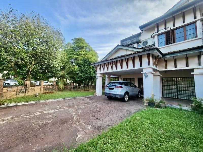 2-storey Terraced House for Sale in Bukit Jelutong (Shah Alam) - Zuraini Soh - Exterior - PropertyGuru.com.my