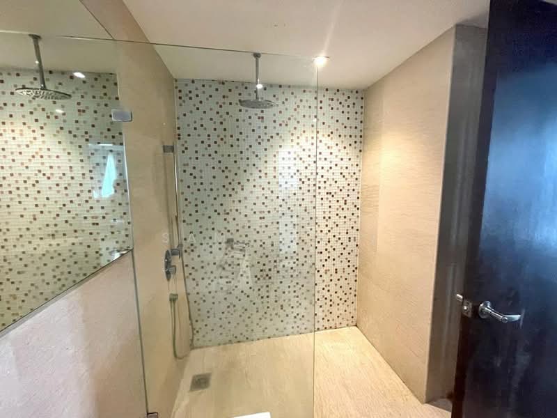 Servis Apartment untuk Disewa di Regalia Residence - Sam Jamal - Bathroom - PropertyGuru.com.my