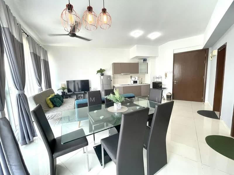 Servis Apartment untuk Disewa di Regalia Residence - Sam Jamal - Living Room - PropertyGuru.com.my