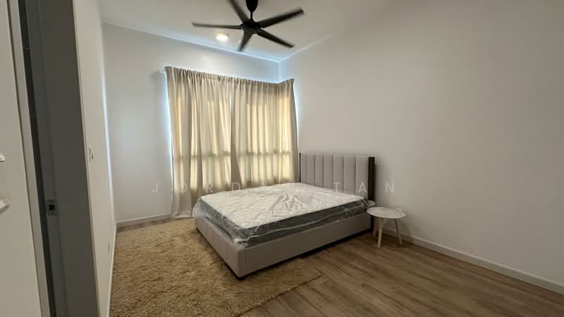 Servis Apartment untuk Disewa di Sunway Belfield - Jordan Tan - Bedroom - PropertyGuru.com.my