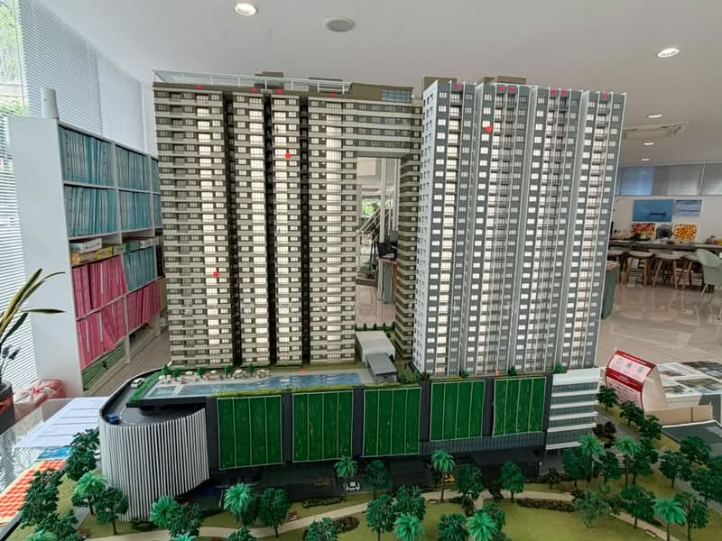 Service Residence for Sale at Parq Residence - Jimmyy Chin - Exterior - PropertyGuru.com.my