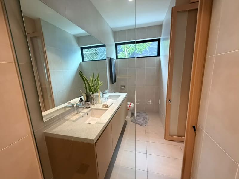 Service Residence for Sale at Parq Residence - Jimmyy Chin - Bathroom - PropertyGuru.com.my