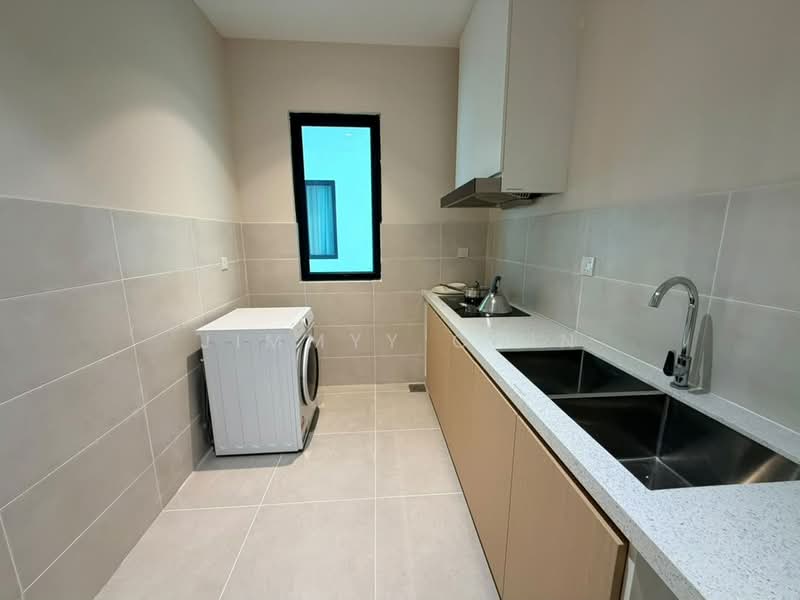 Service Residence for Sale at Parq Residence - Jimmyy Chin - PropertyGuru.com.my