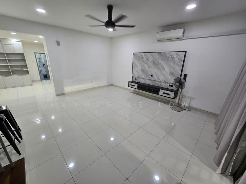 2-storey Terraced House for Sale in Skudai (Johor) - Katherine Low - Living Room - PropertyGuru.com.my