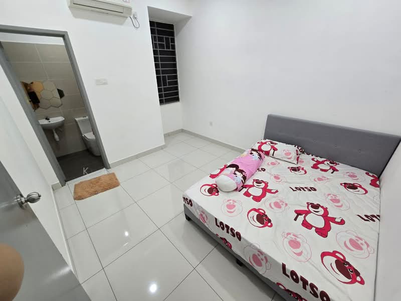 2-storey Terraced House for Sale in Skudai (Johor) - Katherine Low - Bedroom - PropertyGuru.com.my