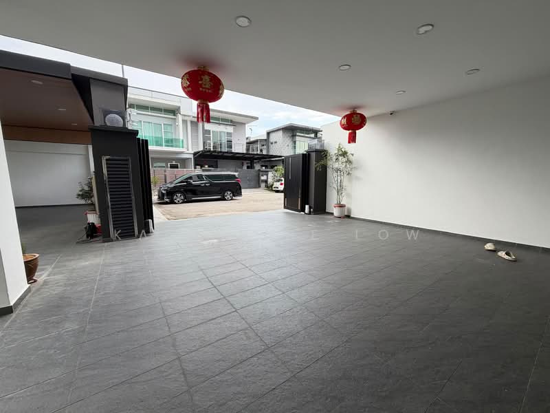Semi-Detached House for Sale in Austin Heights (Tebrau) - Katherine Low - Exterior - PropertyGuru.com.my