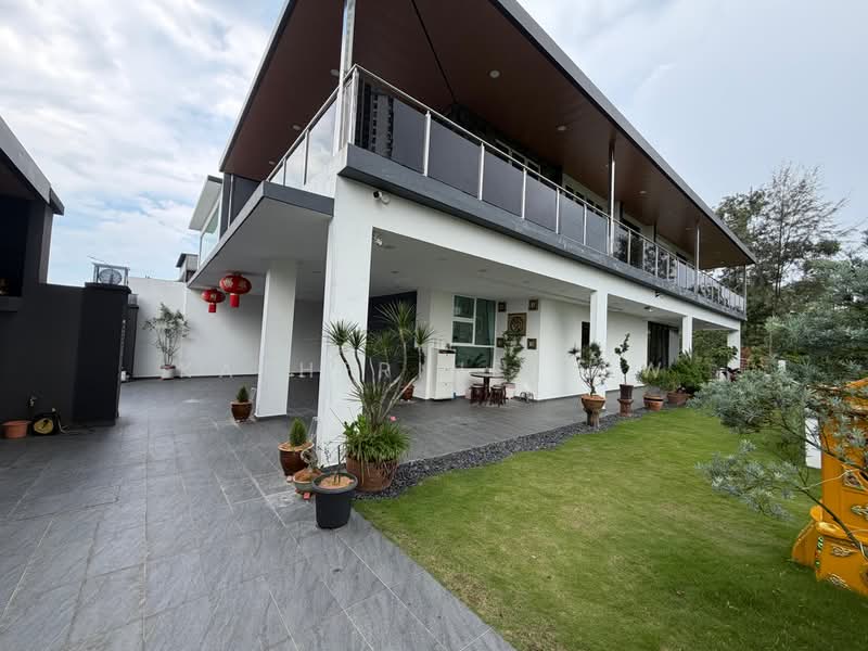 Semi-Detached House for Sale in Austin Heights (Tebrau) - Katherine Low - Exterior - PropertyGuru.com.my