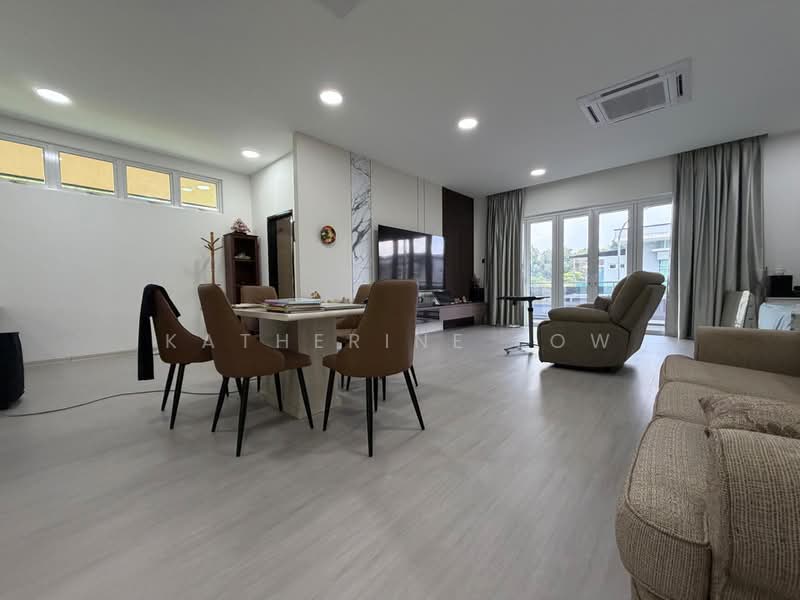 Semi-Detached House for Sale in Austin Heights (Tebrau) - Katherine Low - Living Room - PropertyGuru.com.my
