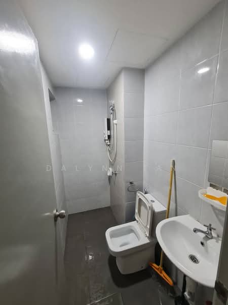 Condominium for Rent at The Edge Residence - Dalynn Tan - PropertyGuru.com.my