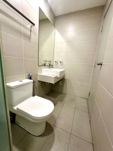 Service Residence for Sale at Straits Garden Suite - Mocole Lee - Bathroom - PropertyGuru.com.my