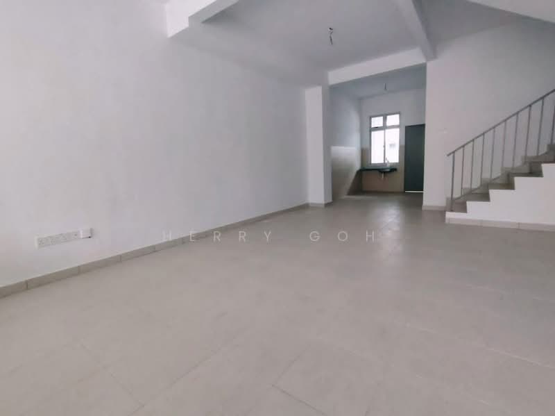 2-storey Terraced House for Sale in Taman Pulai Mutiara (Iskandar Puteri (Nusajaya)) - Herry Goh - Living Room - PropertyGuru.com.my