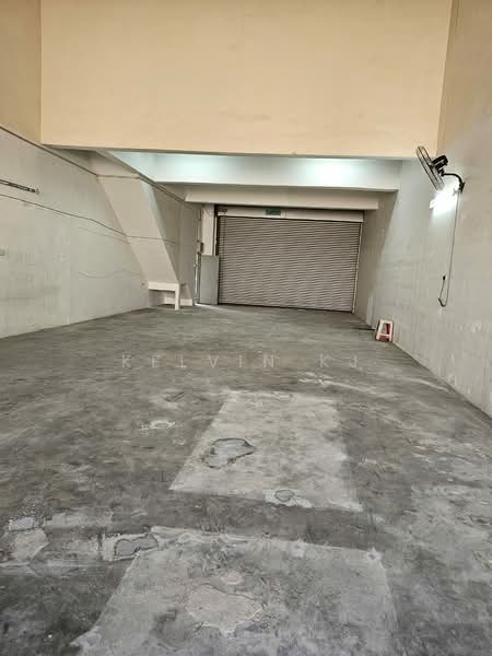 Terrace Factory for Sale in Bukit Angkat Industrial Park (Kajang) - Kelvin KJ - Interior - PropertyGuru.com.my