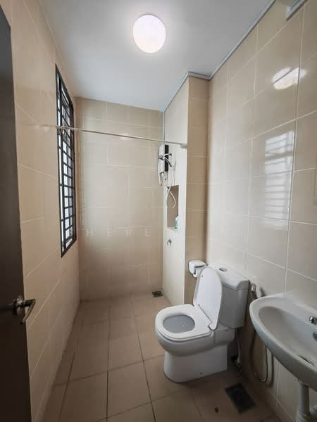 2-storey Terraced House for Rent in Taman Nusa Idaman (Iskandar Puteri (Nusajaya)) - Sherlin To - Bathroom - PropertyGuru.com.my