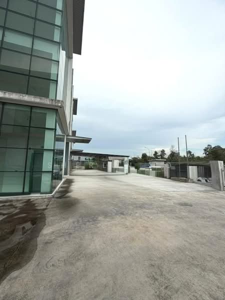 Kilang untuk Disewa di Taman Perindustrian Murni Senai (Senai) - Sherlin To - Exterior - PropertyGuru.com.my