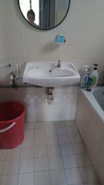 Pangsapuri untuk Dijual di Puteri Court - Chen Yu Leong(Leon) - Bathroom - PropertyGuru.com.my