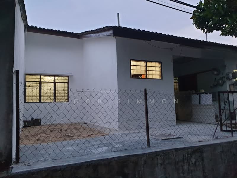 Rumah Teres untuk Disewa di Seremban (Negeri Sembilan) - Jacob Simmon - Exterior - PropertyGuru.com.my