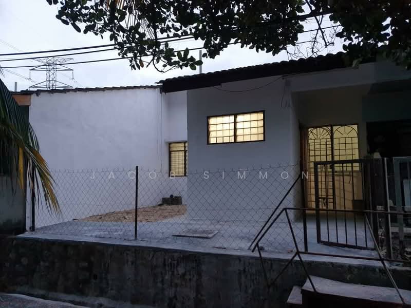 Rumah Teres untuk Disewa di Seremban (Negeri Sembilan) - Jacob Simmon - Exterior - PropertyGuru.com.my