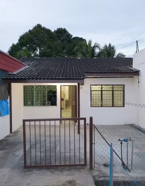 Rumah Teres untuk Disewa di Seremban (Negeri Sembilan) - Jacob Simmon - Exterior - PropertyGuru.com.my