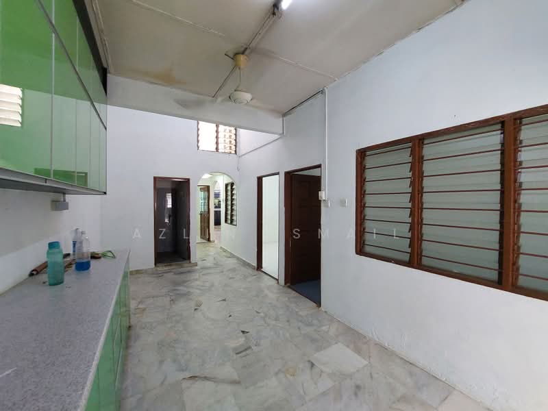 Terraced House for Sale in Taman Johan Setia (Klang) - Azlin Ismail - Kitchen - PropertyGuru.com.my