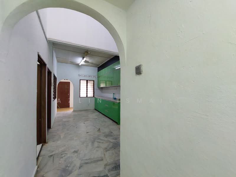 Terraced House for Sale in Taman Johan Setia (Klang) - Azlin Ismail - Kitchen - PropertyGuru.com.my