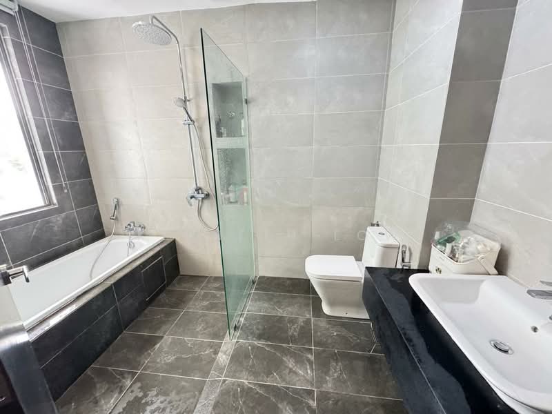 2-storey Terraced House for Sale in Jade Hills (Kajang) - Kenneth Low - Bathroom - PropertyGuru.com.my