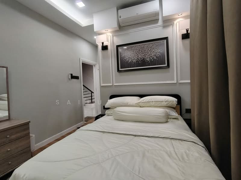 Semi-Detached House for Sale in Ukay Perdana (Ulu Kelang) - Saiful Azuan - Bedroom - PropertyGuru.com.my