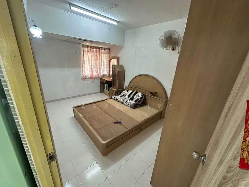 Flat for Sale at Lorong Semarak Api - Darren Lye - Bedroom - PropertyGuru.com.my