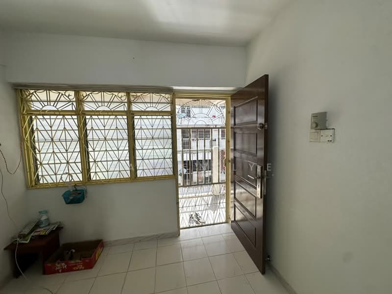 Flat for Sale at Lorong Semarak Api - Darren Lye - Interior - PropertyGuru.com.my