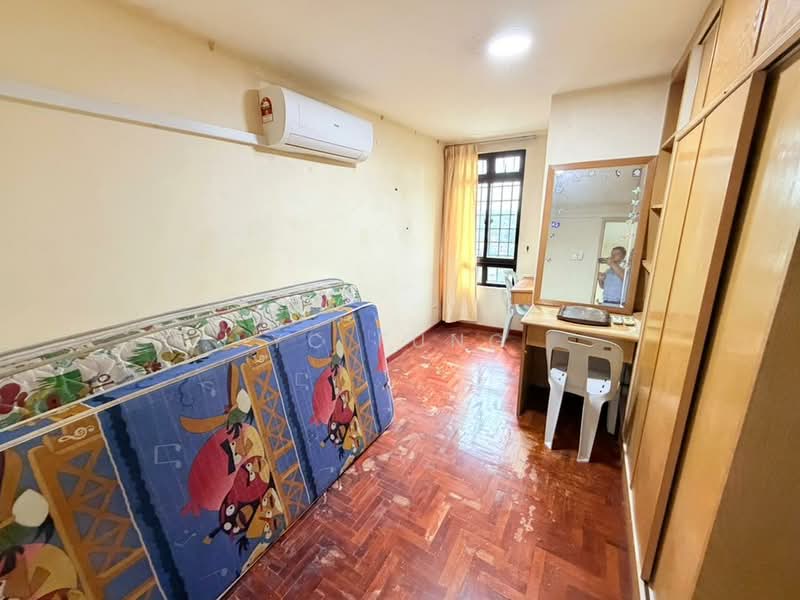 Condominium for Rent at The Habitat - YC Fung - Bedroom - PropertyGuru.com.my