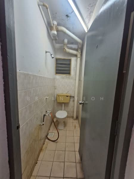Apartment for Rent at Impian Apartment - Bryan Yeoh - Bathroom - PropertyGuru.com.my