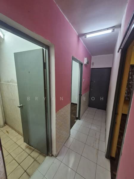 Apartment for Rent at Impian Apartment - Bryan Yeoh - Corridor - PropertyGuru.com.my