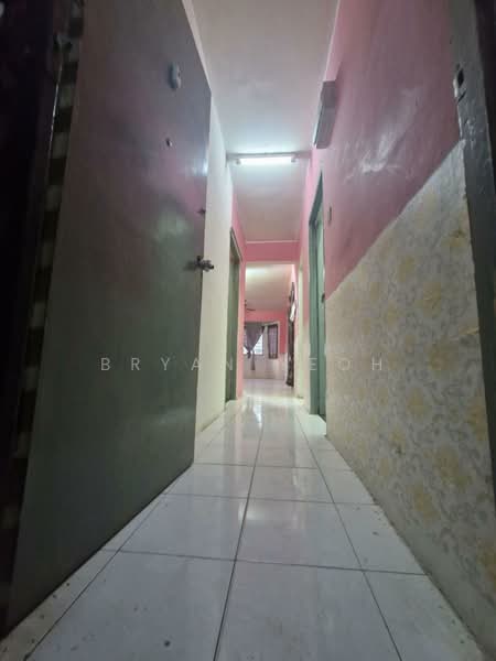 Apartment for Rent at Impian Apartment - Bryan Yeoh - Corridor - PropertyGuru.com.my
