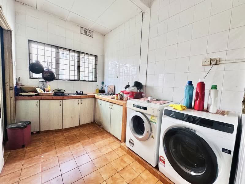 2-storey Terraced House for Sale in Bukit Jelutong (Shah Alam) - Alif Saad - PropertyGuru.com.my