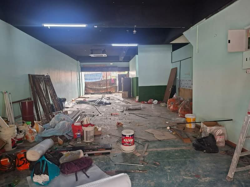 Kedai untuk Disewa di Taman Johor Jaya (Johor Bahru) - Sze Lee - Interior - PropertyGuru.com.my