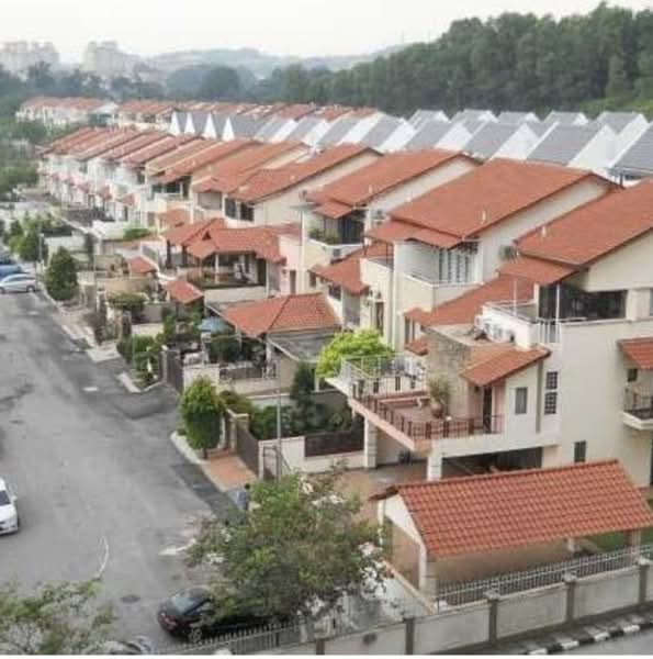 3-storey Terraced House for Sale in Taman Esplanad (Bukit Jalil) - CK Yee - Exterior - PropertyGuru.com.my