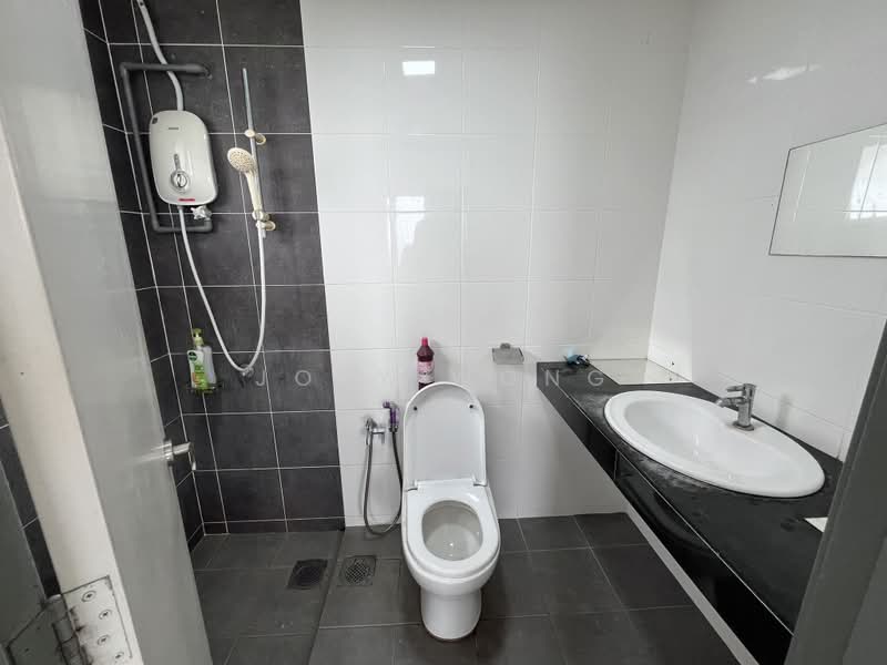 Condominium for Rent at Koi Prima Condominium - Joey Wong - Bathroom - PropertyGuru.com.my